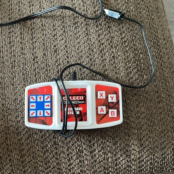 Head to Head Video Game System - Black - Picture 6 of 11